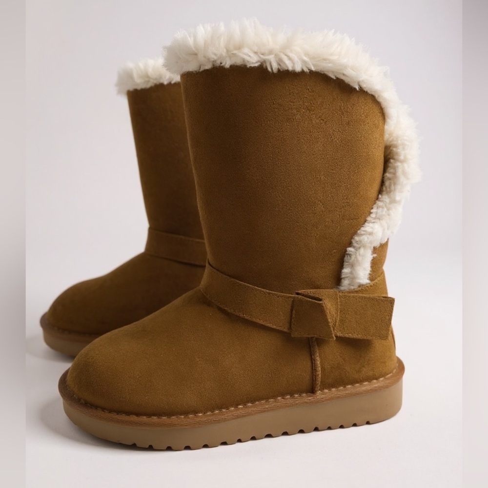 Kookaburra by UGG Cozy Tan Shearling-Lined Calf Winter Casual Boots Size 5 Used